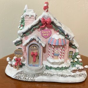 PRECIOUS MOMENTS CHRISTMAS VILLAGE COLLECTION “SWEET TREATS SHOPPE”